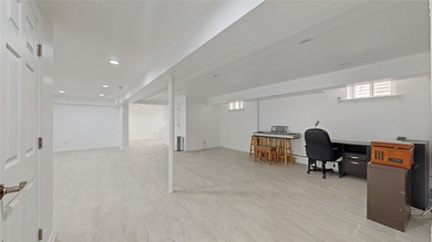 SHOWING BY APPOINTMENT ONLY CALL THE LISTING AGENT 987 E 42nd St - photo 33