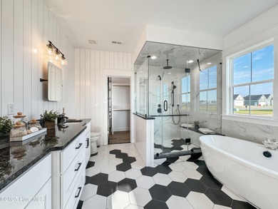 Indulge in the luxurious and refined style of this unparalleled - photo 39