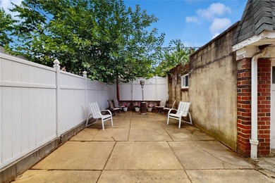 SHOWING BY APPOINTMENT ONLY CALL THE LISTING AGENT 987 E 42nd St - photo 46