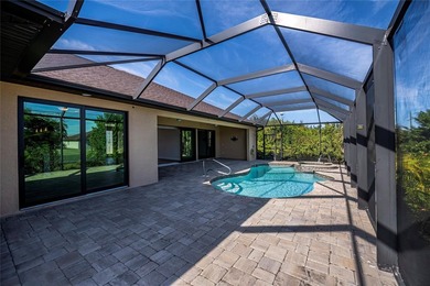 Exquisite 2021 custom-built DM Dean residence on a fully fenced - photo 46