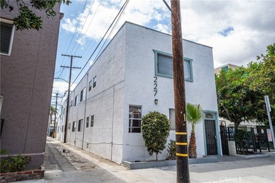 Priced to sell at only $163k per door. This 11-unit building is - photo 4