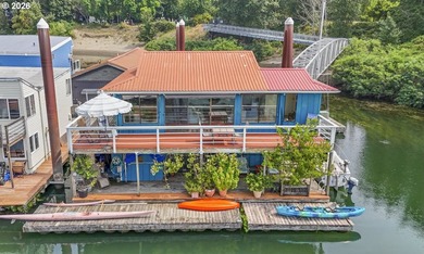 Columbia River - Multnomah County Home For Sale in Portland Oregon