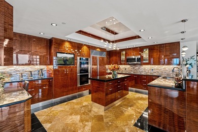 Ideally positioned in the building's premier oceanfront stack - photo 12