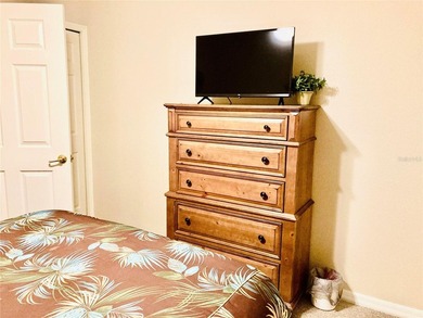 UNOBSTRUCED WATERWAY RIVER VIEW! Upscale 3 BR/2 Bath spacious - photo 14