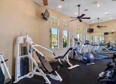 UNOBSTRUCED WATERWAY RIVER VIEW! Upscale 3 BR/2 Bath spacious - photo 31