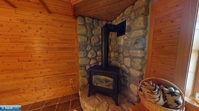 First time on the market! This 12.9-acre secluded retreat is - photo 33