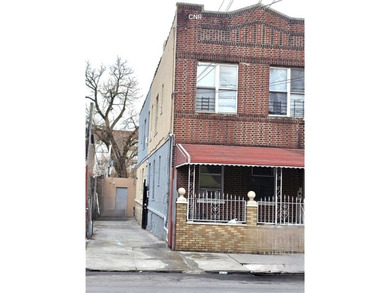 4-Family Brick Home - Brownsville, Brooklyn Semi-detached - photo 4