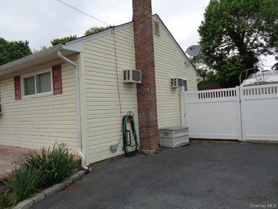 Well-maintained 3-bedroom, 2-bath expanded ranch featuring - photo 19