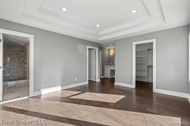 Brand-new and move-in ready, with everyday function. Step inside - photo 22