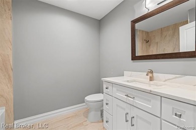 Brand-new and move-in ready, with everyday function. Step inside - photo 27
