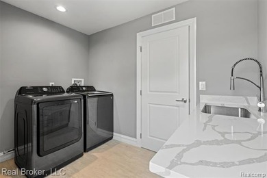 Brand-new and move-in ready, with everyday function. Step inside - photo 31
