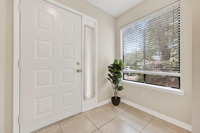 A quaint and beautiful find in Bluewater Bay in the Garden Oaks - photo 4