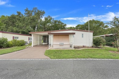 Lake Harris Home For Sale in Leesburg Florida