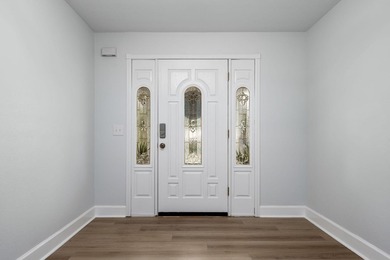 Nestled in the heart of Valparaiso, this 6 bedroom 3 bath gem - photo 7