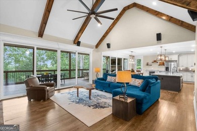 You will be AMAZED at this private, almost NEW construction home - photo 10