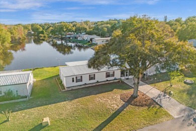 Lake Apopka Home Sale Pending in Montverde Florida