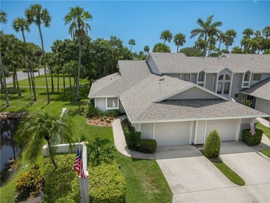 Rarely available, highly desired end unit with lots of privacy - photo 1