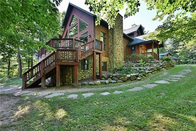 Phenomenal Northwoods chalet!! Discover your private Northwoods - photo 2