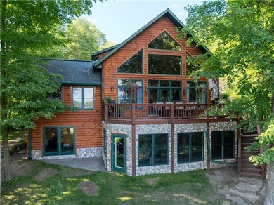 Phenomenal Northwoods chalet!! Discover your private Northwoods - photo 3