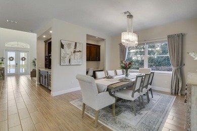 PRIVACY ABOUNDS IN THIS CUL-DE-SAC POOL HOME NESTLED ON AN - photo 13