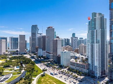 Spectacular loft with stunning urban views in a prime Downtown - photo 20