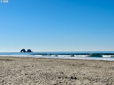 Experience the best of coastal living in this light-filled - photo 23