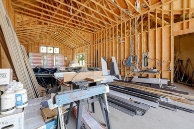 Among Central Oregon's most exceptional luxury estates, this - photo 24