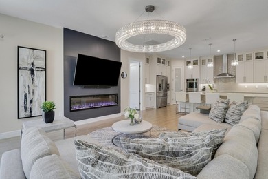 PRIVACY ABOUNDS IN THIS CUL-DE-SAC POOL HOME NESTLED ON AN - photo 24
