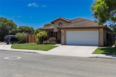 Welcome home to this beautifully maintained single-story - photo 28