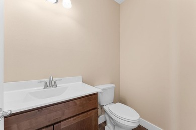 Gorgeous new construction home on the banks of Lake Taneycomo - photo 37