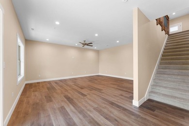 Gorgeous new construction home on the banks of Lake Taneycomo - photo 42