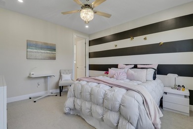 PRIVACY ABOUNDS IN THIS CUL-DE-SAC POOL HOME NESTLED ON AN - photo 55