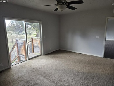 Discover your Central Oregon sanctuary at this 3-bedroom - photo 9