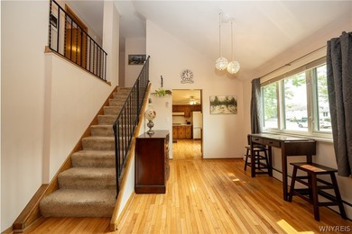 Welcome home to this inviting 4-bedroom, 1.5-bath residence - photo 5