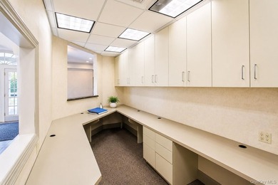 Exceptional opportunity to own or lease a prime commercial - photo 11