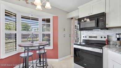 Welcome home to this IMMACULATE, 3 bedroom 2 bath UPDATED - photo 11