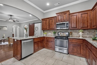 Welcome to your beautiful home in the desirable Cove at Ashebury - photo 12