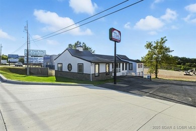 Discover the potential of this exceptional commercial property - photo 13