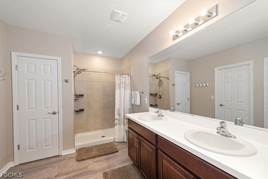 Welcome to this beautifully maintained, better than new - photo 13