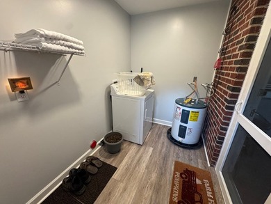 This 3-bedroom 1-bath home with spacious rooms and a unique - photo 14