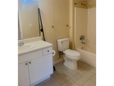 PRICED WELL UNDER APPRAISED VALUE! This three bedroom, two bath - photo 7