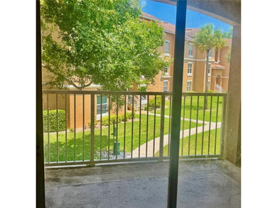 PRICED WELL UNDER APPRAISED VALUE! This three bedroom, two bath - photo 8