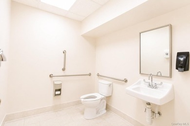 Exceptional opportunity to own or lease a prime commercial - photo 22