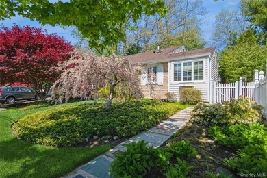 Welcome to this meticulously maintained 3 Bedroom 1.5 bath home - photo 2