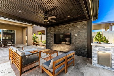 Stunning 2024-built luxury home in the gated community of Talinn - photo 10