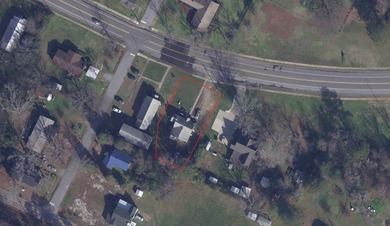This 3-bedroom 1-bath home with spacious rooms and a unique - photo 30