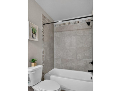 Welcome to your beautiful home in the desirable Cove at Ashebury - photo 34