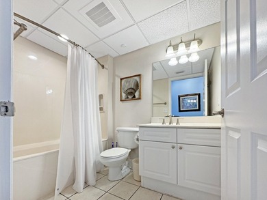 This spacious Gulf-front residence at Emerald Beach Resort - photo 9