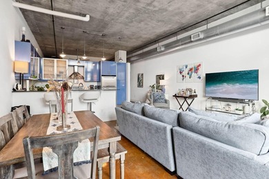 Delray Beach Downtown living! Located just 1.5 blocks from - photo 11
