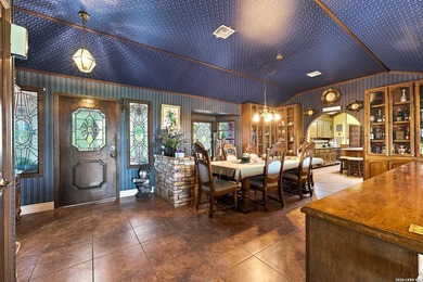 An extraordinary waterfront estate where timeless craftsmanship - photo 14